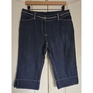 Women’s Dark Blue Cropped Jeans with Contrast Stitching